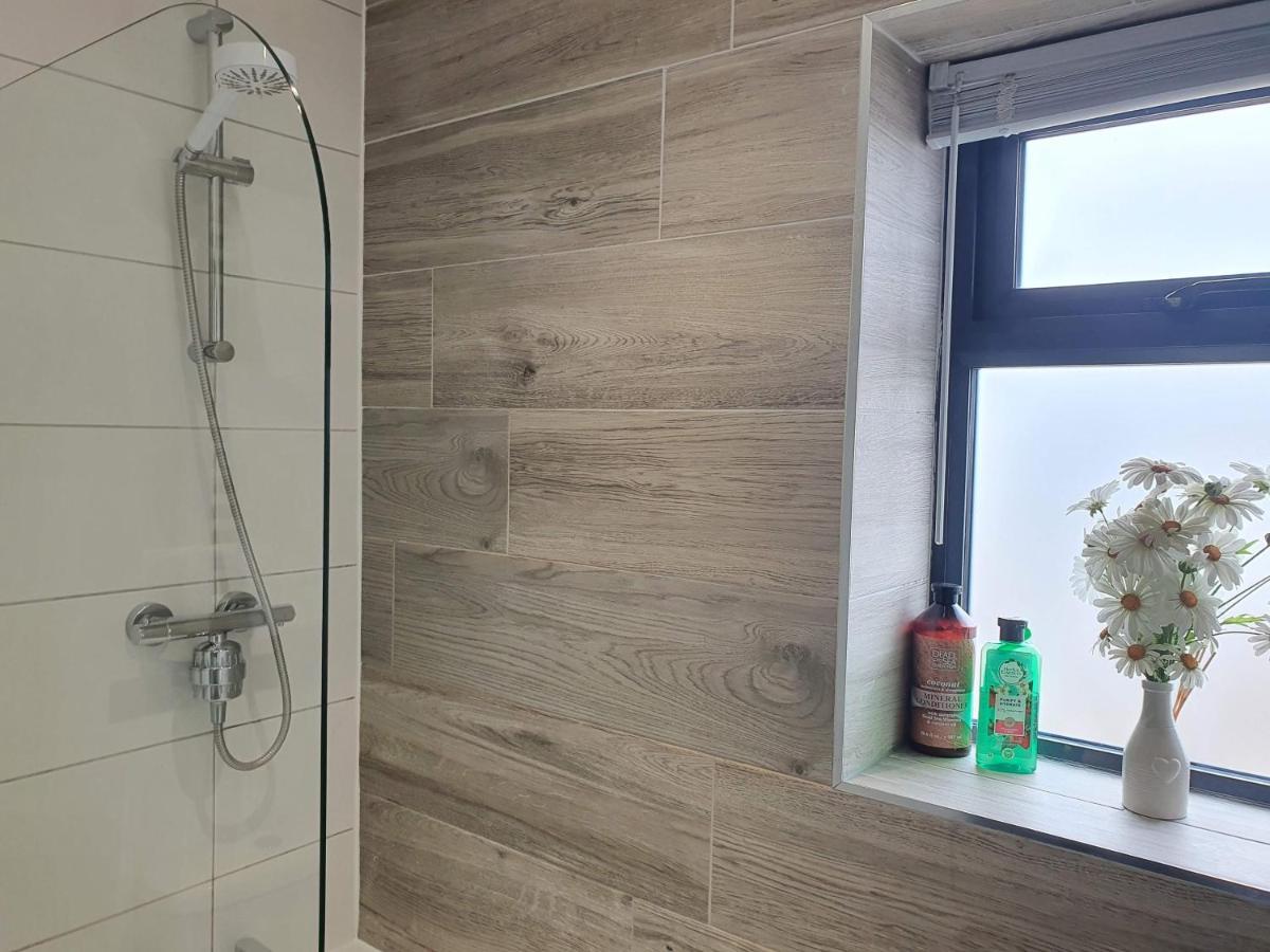 Apartment Elm By Cliftonvalley